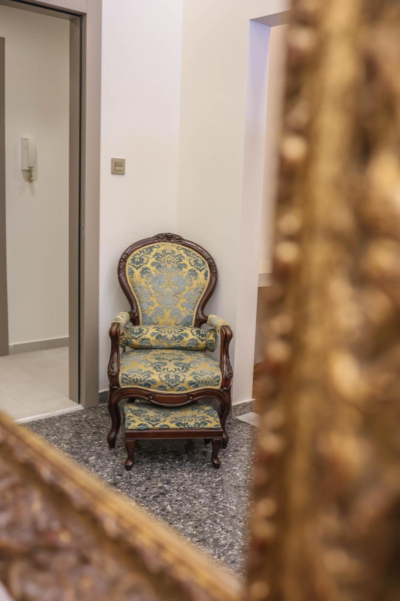 Elektra'S Apartment#2 1St Fl, Διαμέρισμα Στο Κέντρο Της Λάρισας Με Δωρεάν Parking Exterior foto